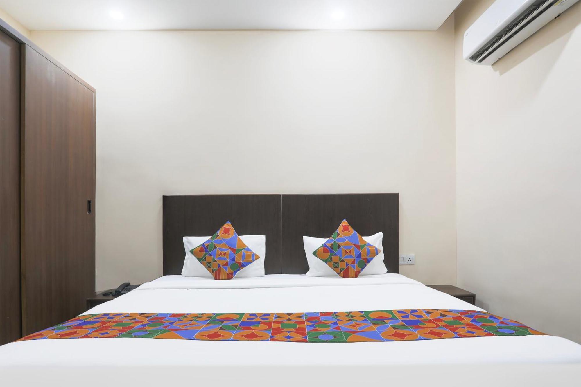 Fabhotel Bliss Premium Gurgaon Exterior photo