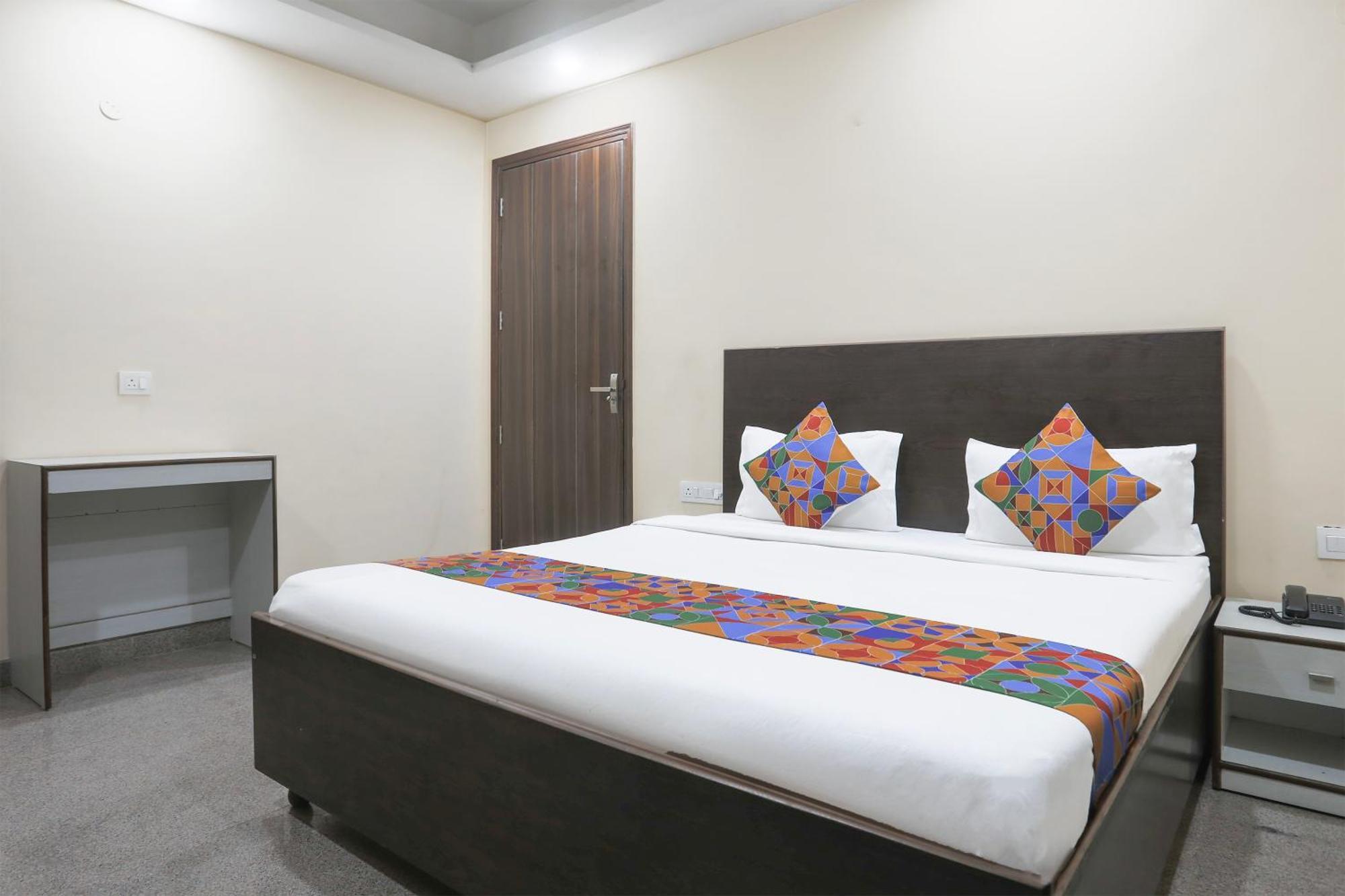 Fabhotel Bliss Premium Gurgaon Exterior photo